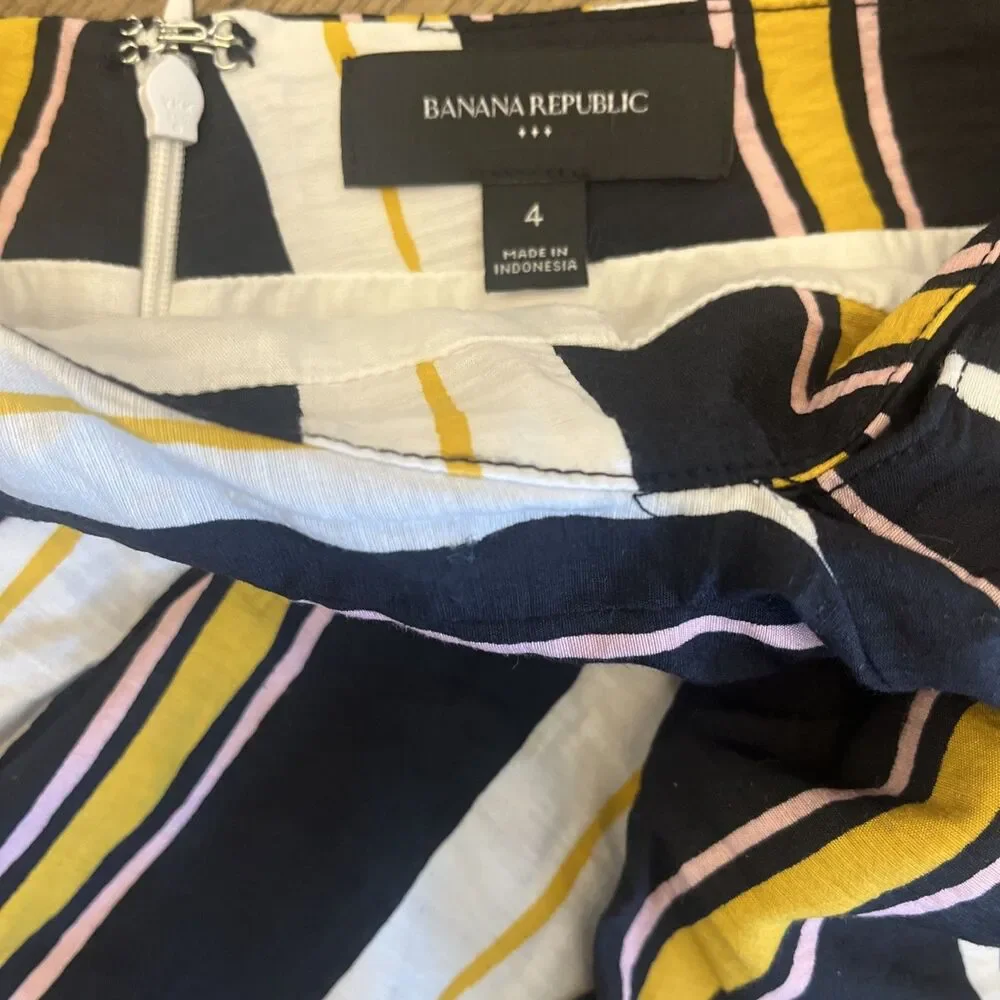 Banana Republic Womens Size 4 Striped Navy White Gold Faux-Wrap Tie Midi Skirt - Picture 5 of 11